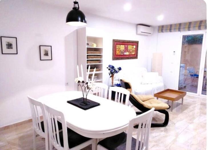 Warm Apartment - Лерида Экстерьер фото